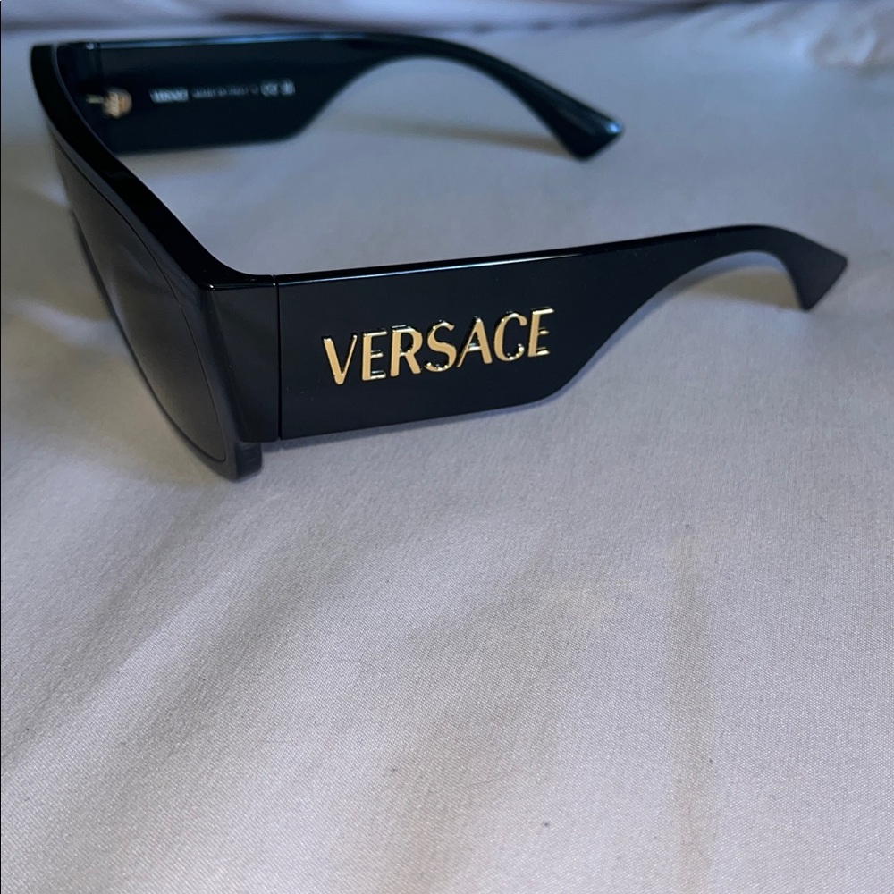 Versace Black Shield Sunglasses - Gloss Black Single-Lens
